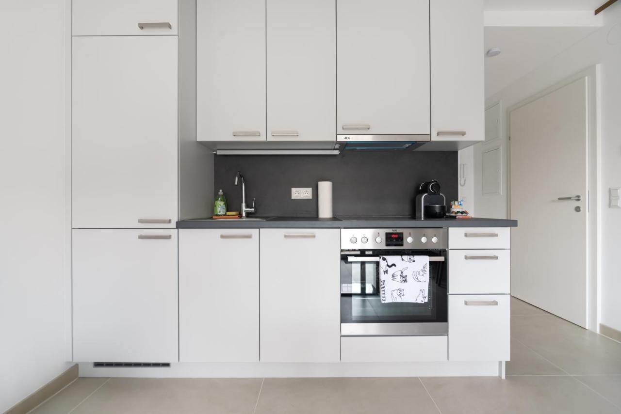 Ruhig, Hell Und Neu Mit Garage Apartman Bécs Kültér fotó